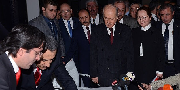 Bahçeli adaylık başvurusunu yaptı, Hakan Fidan'ı sordu