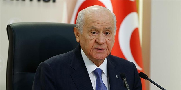Bahçeli arsasını hibe etti