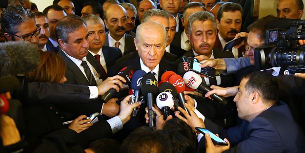 Bahçeli beklenen adımı attı!