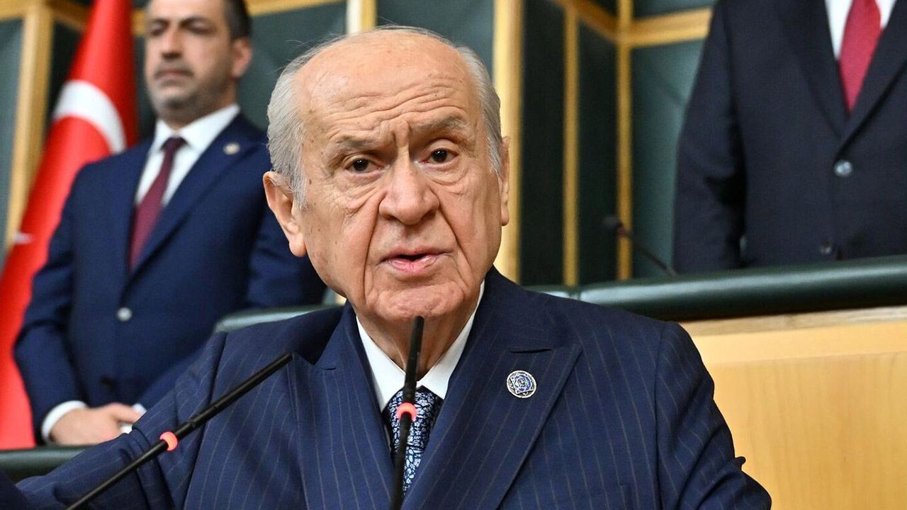 Bahçeli bombayı patlattı! Ağızlarındaki baklayı böyle çıkardılar