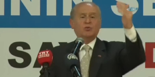 Bahçeli Ekmeleddin'i yine telaffuz edemedi
