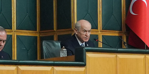 Bahçeli'den 15 Temmuz mesajı! "Karanlık senaryo hazırlığındakilere" ikazen tavsiye