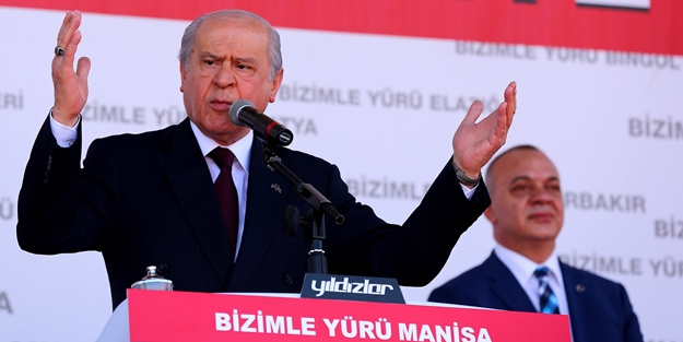 Bahçeli'den 'Başkanlık' eleştirisi