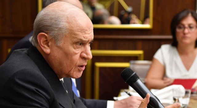 Bahçeli'den Beşiktaş'a çağrı: Maça çıkın