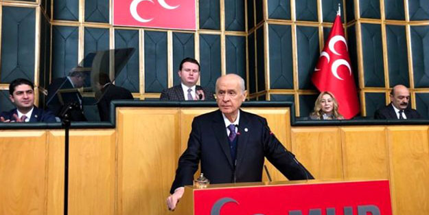 Bahçeli'den Demirtaş'ın tiyatrosunu izleyen CHP'lilere çok sert tepki!
