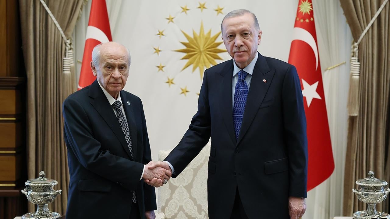 Bahçeli’den fon soruşturması açıklaması: Cumhurbaşkanımızın ve hükümetimizin arkasındayız