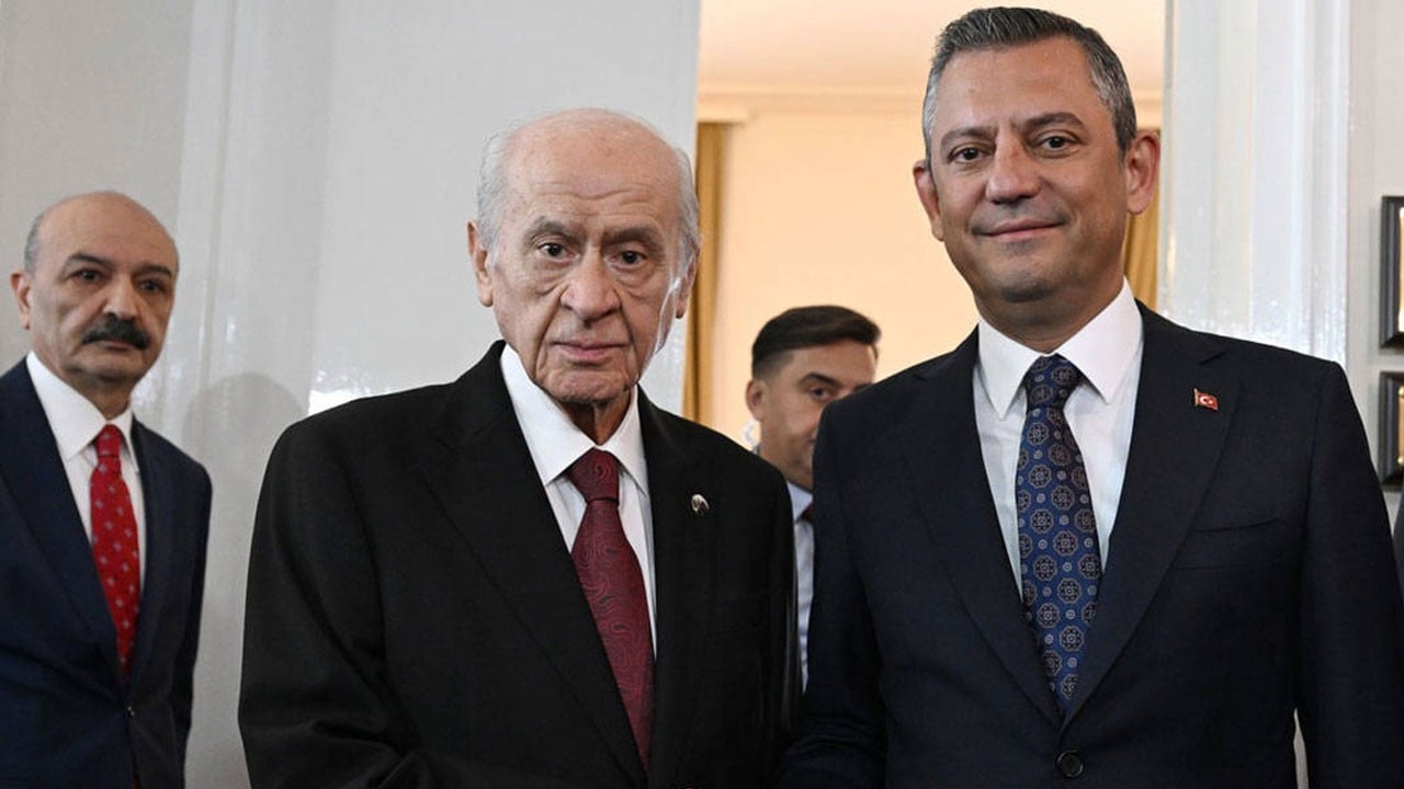 Bahçeli'den Özel'e: Bir gecede 91 milletvekiline nasıl ulaştınız?