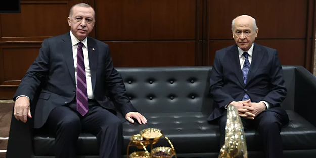 Bahçeli'den Erdoğan'a tebrik telefonu