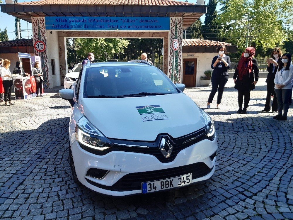 Bahçelievler Belediyesi şehit ailelerini yalnız bırakmadı 