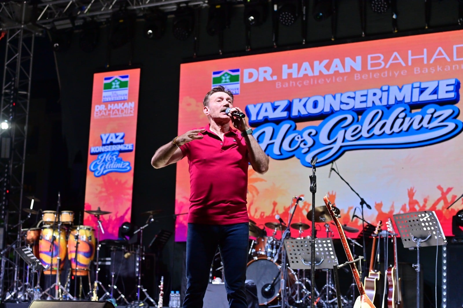 Bahçelievler Yaz Festivali'nde Koray Avcı Rüzgârı: 10 Bin Kişi Milli Egemenlik Parkı'nı Doldurdu
