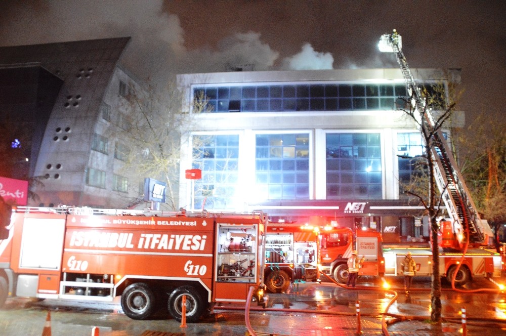 Bahçelievler’de tekstil atölyesinde çıkan yangın söndürüldü 