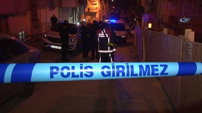 Bahçelievler'de yanmış erkek bedeni bulundu