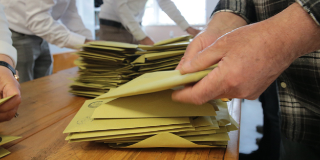 Bahçeli'nin sandığından Kılıçdaroğlu çıktı