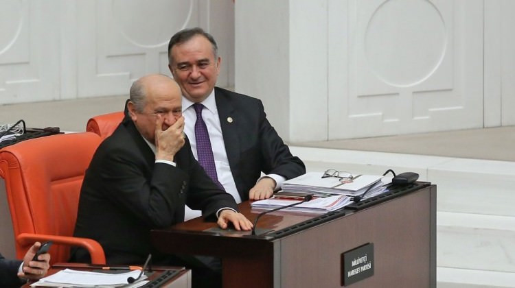O CHP'li Bahçeli'yi gülme krizine soktu!