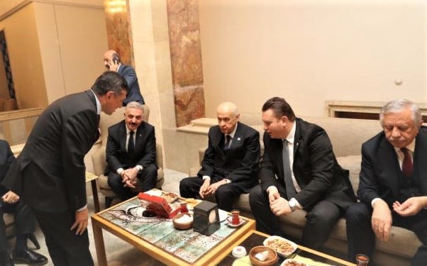 Bahçeli’ye Tavşanlı leblebisi 