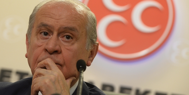 Bahçeli'ye Türkeş darbesi!