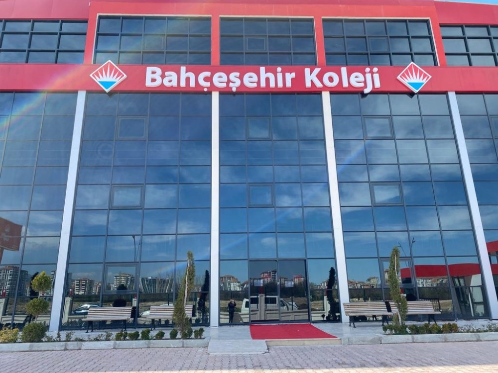 Bahçeşehir Koleji’nde uzaktan eğitim ile 100 bin öğrenci eğitim görüyor 