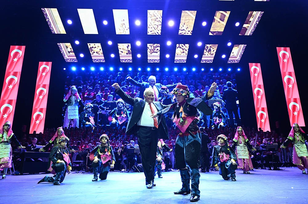 Bahçeşehir Koleji’nden görkemli 100. yıl kutlaması