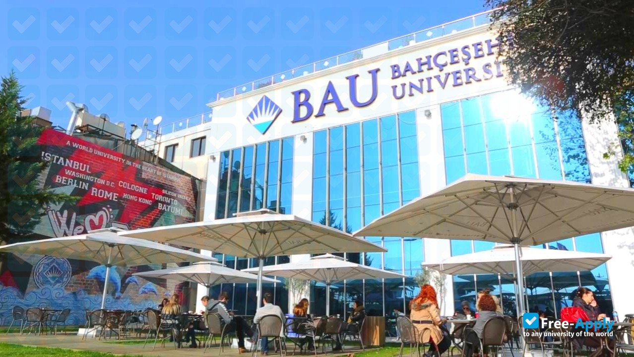 Bahçeşehir Üniversitesi 45 öğretim üyesi alacak