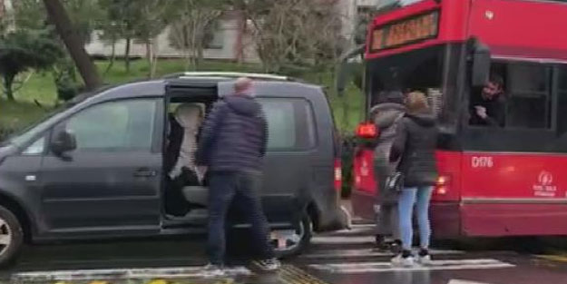 Bahçeşehir'de kadın sürücü terörü! Otobüs şoförüne saldırdılar
