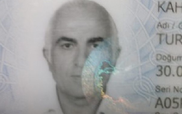 Bahçesine dikmek istediği ağacın altında kalarak hayatını kaybetti