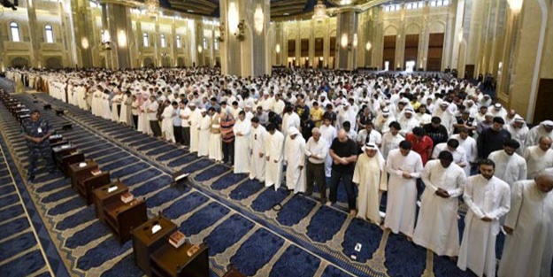 Bahreyn'de 'Vahdet Namazı'