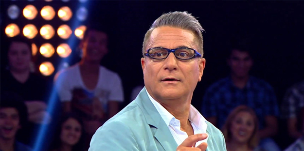 Bak sen şu saydırana! Hadi bakalım...