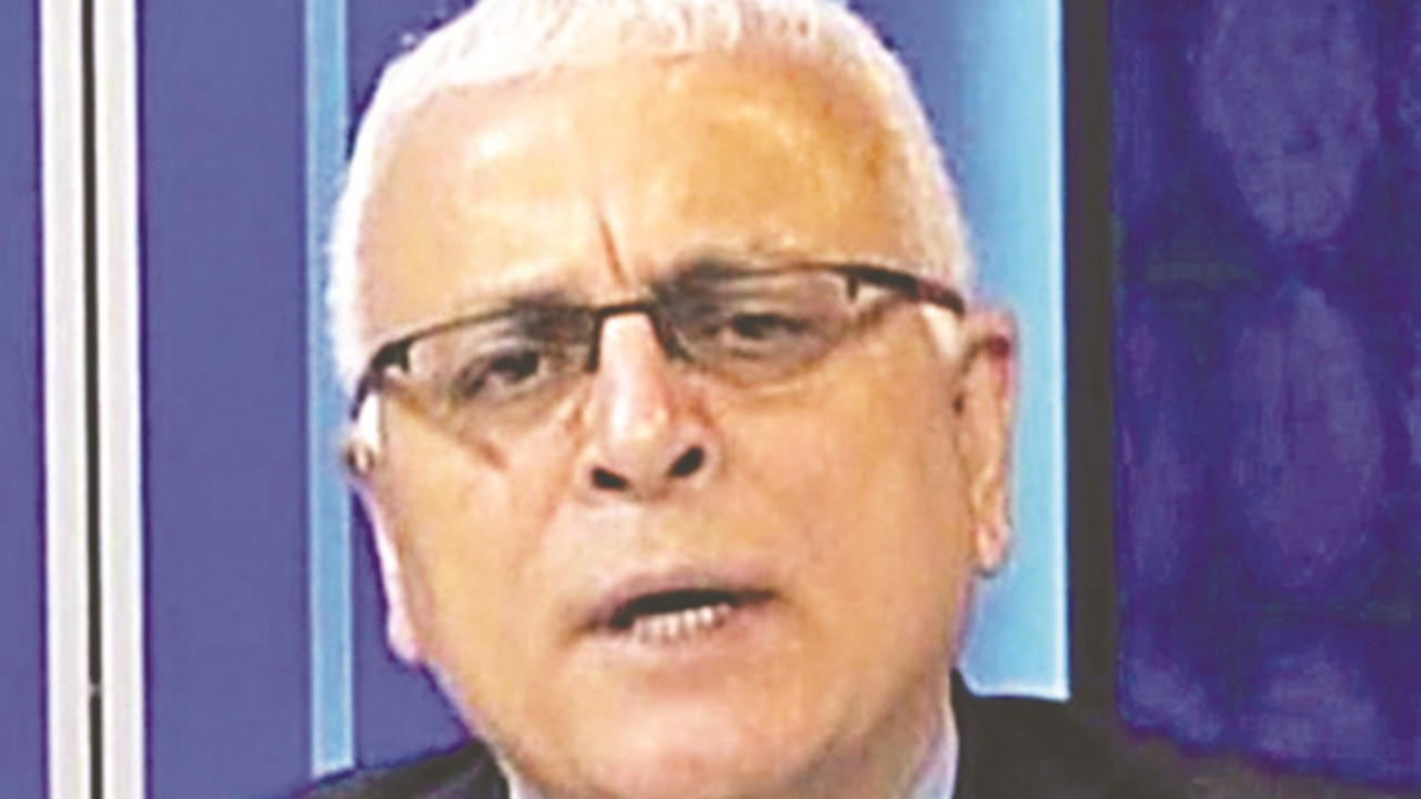 Bak şu çakma solcuya! Merdan’ın lüks otel ve meyhane keyfi