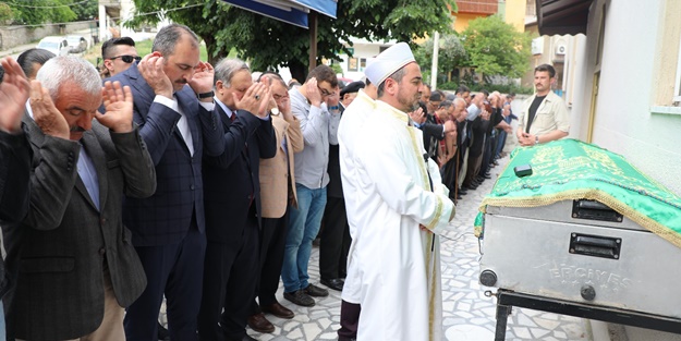 Bakan Abdulhamit Gül'ün acı günü