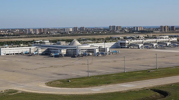 Bakan açıkladı! İşte Antalya Havalimanı'ndan yeni rekor