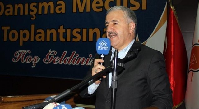 Bakan Ahmet Arslan anayasanın değiştirmesi gerektiğini vurguladı