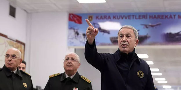 Bakan Akar acı haberi alınca Ankara'ya döndü