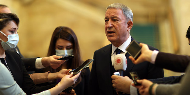 Bakan Hulusi Akar'dan 'harp okullarında irtica' iddiasına yanıt