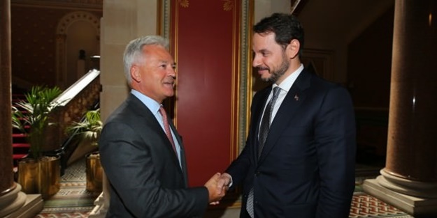 Albayrak 15 trilyon doları yöneten isimlerle görüştü