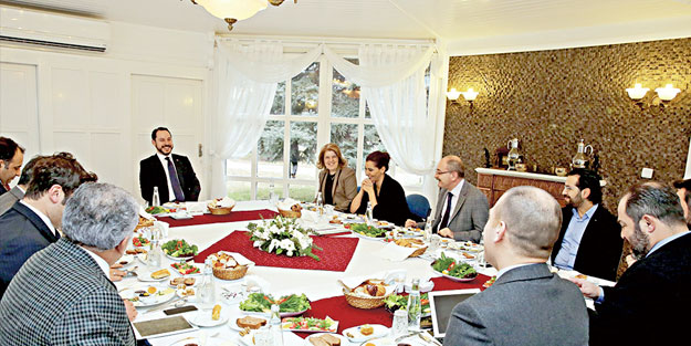 Bakan Albayrak: Bu referandum cumhuriyetin sigortası