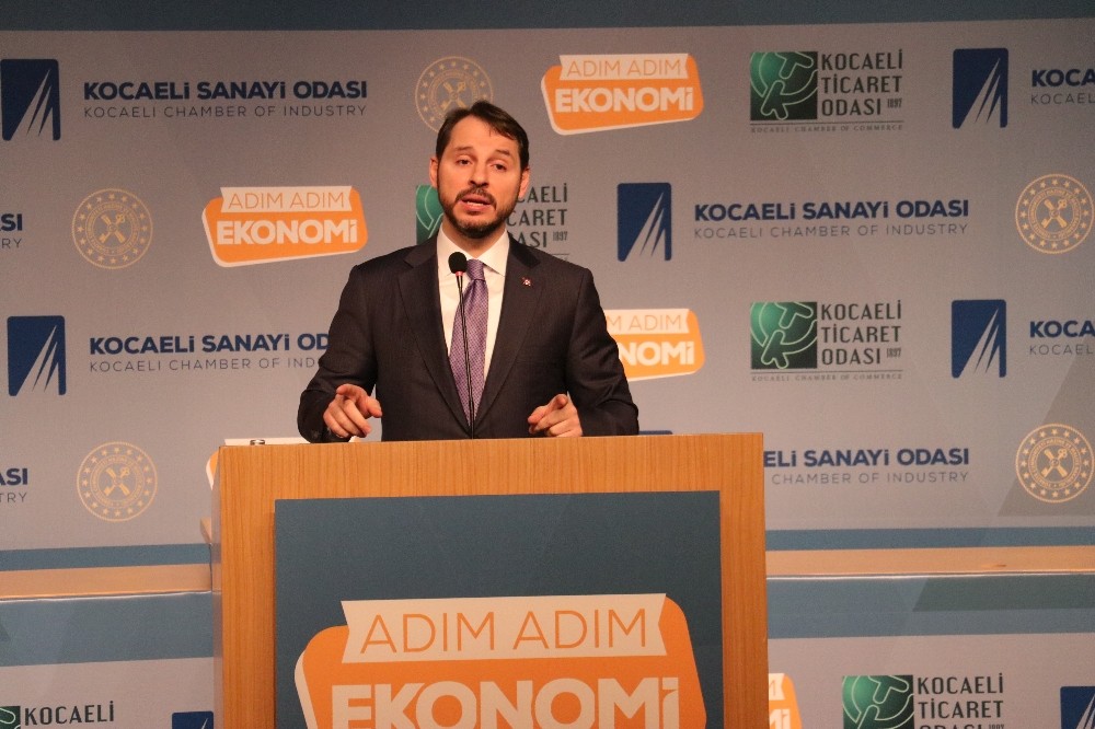 Bakan Albayrak: Milletin sofrasına uzanan elleri kırdığımız zaman en çok da o birileri rahatsız oluyor