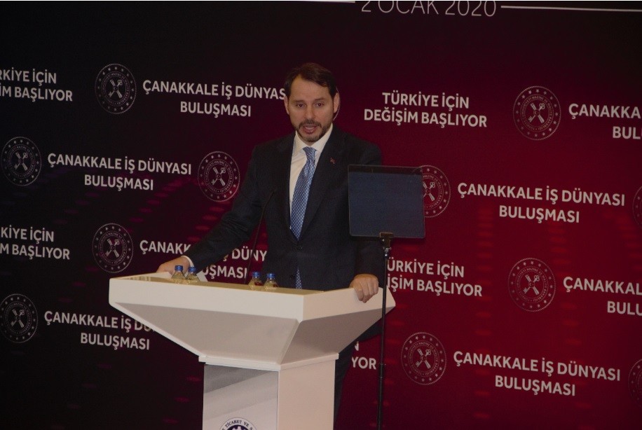 Bakan Albayrak, mobilyada KDV’nin yüzde 8’e düşürüldüğünü açıkladı 