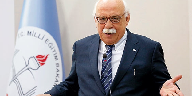 Bakan Avcı Laikçilerin gönüllerine su serpti: Anaokulunda başörtüsü...