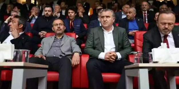 Bakan Bak'tan Galatasaray’a tebrik