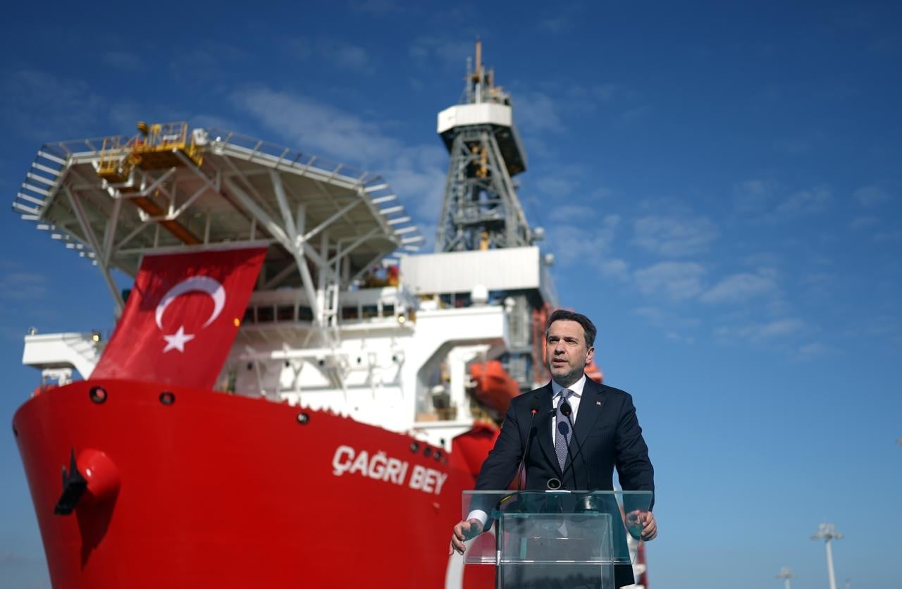 Bakan Bayraktar: Çağrı Bey, Nisan’da Ayında Curad-1 Kuyusunda Sondaj Faaliyetlerine Başlayacak