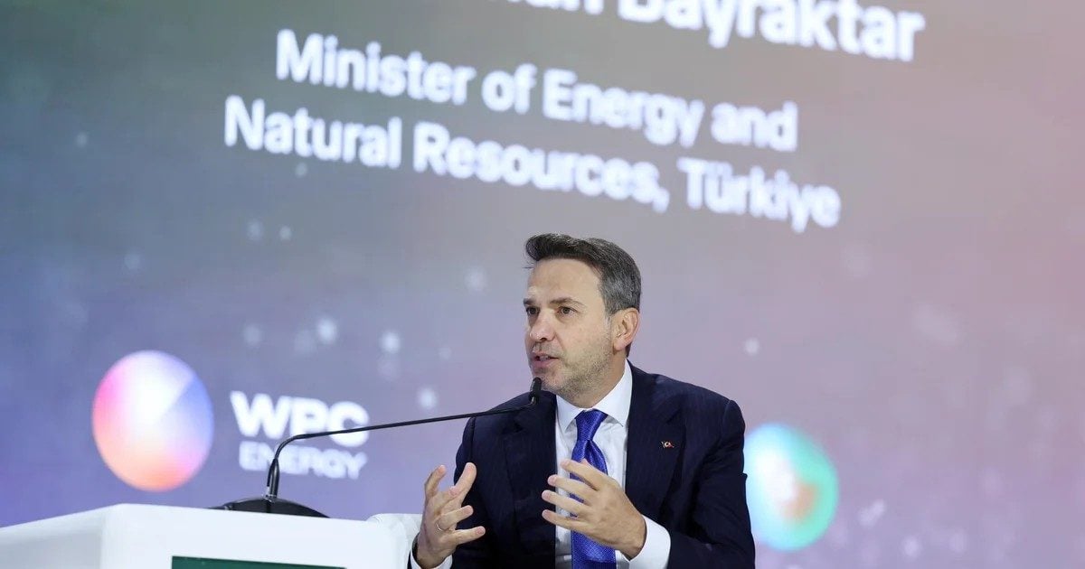 Bakan Bayraktar: "Enerji güvenliği bir numaralı öncelik haline gelecektir"