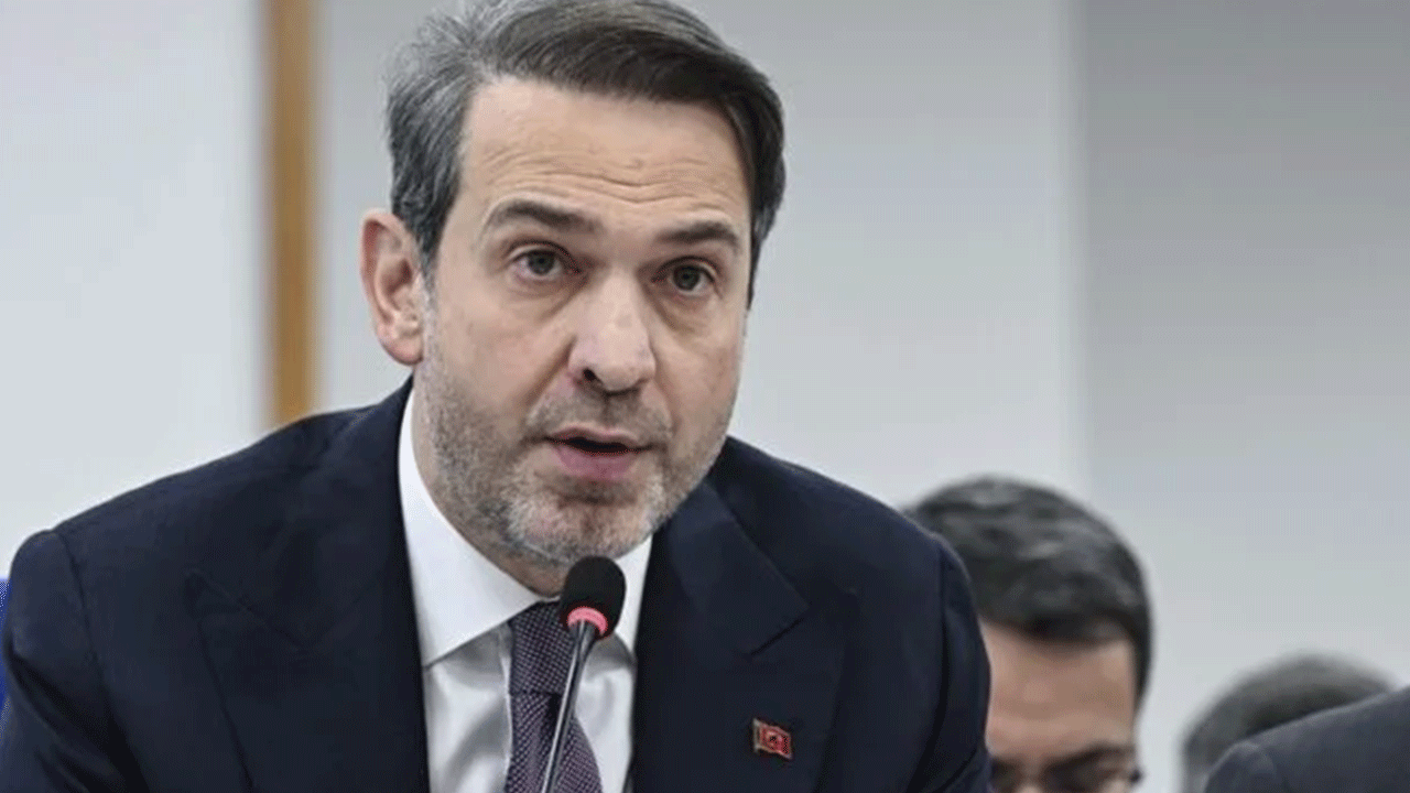 Bakan Bayraktar şifreyi verdi: Petrol ve doğal gaz aramasında yeni dönem!
