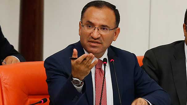 Bakan Bekir Bozdağ: hakim ve savcılar geçen sene 15 milyon dosyaya baktı