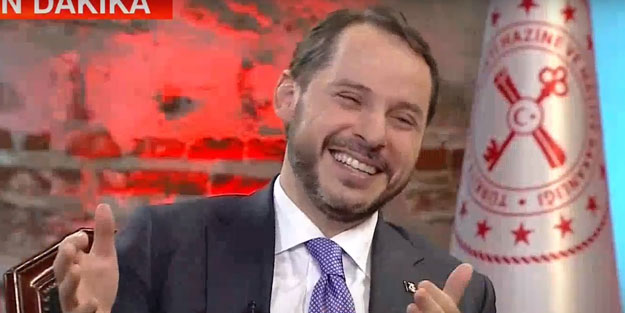 Bakan Berat Albayrak o esprileri ti’ye aldı: Bakın burası çokomelli