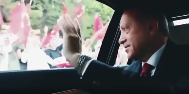 Bakan Berat Albayrak'tan Erdoğan'a doğum günü sürprizi!