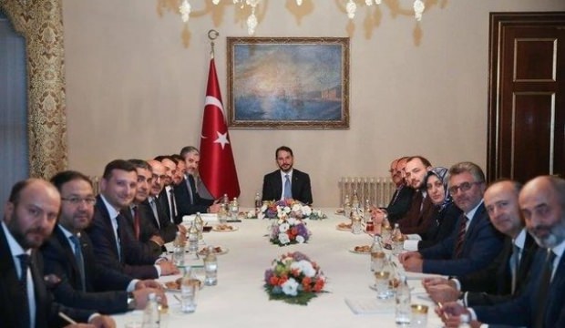 Bakan Berat Albayrak'tan OVP öncesi kritik toplantılar