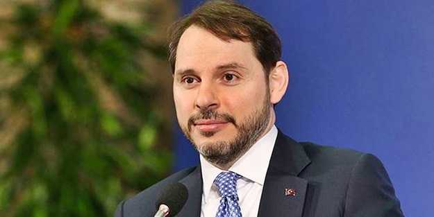 Bakan Berat Albayrak'tan takdir toplayan davranış! 'Helal olsun' dedirtti