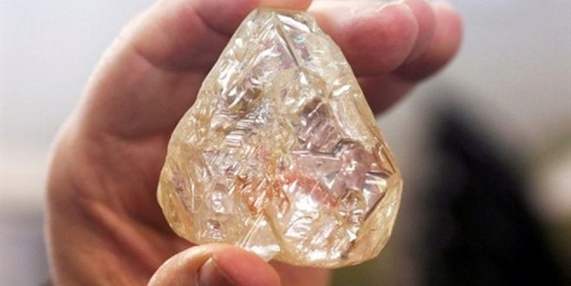 Bakan bir daha bakıyor: Fiyatı dudak uçuklatıyor