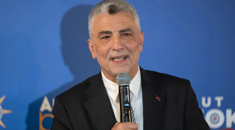 Bakan Bolat Suudi Arabistan yolcusu: Müteahhitlerle görüşecek