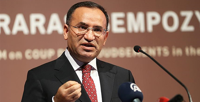 Bakan Bozdağ: Türkiye’nin eyaletlere ayrılması imkansızdır